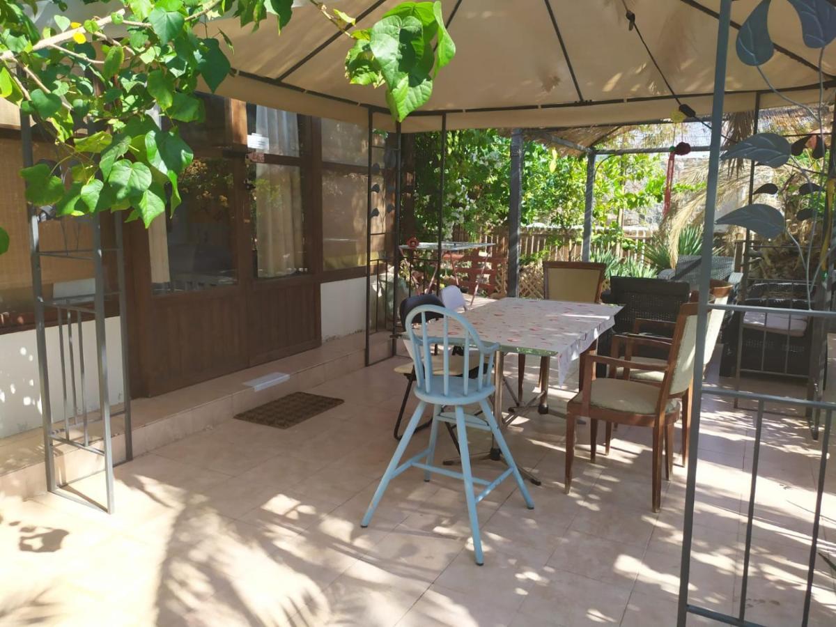 Lotus Turtle Garden Eilat Apartment Bagian luar foto